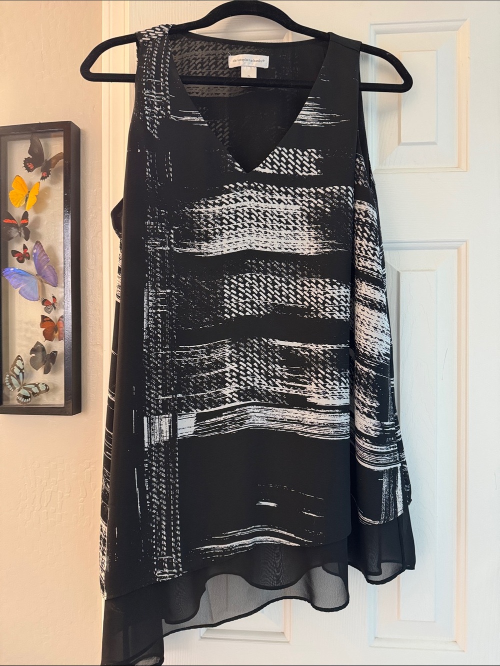 Christopher & Banks Abstract Print Tunic length V-Neck Asymmetrical Top